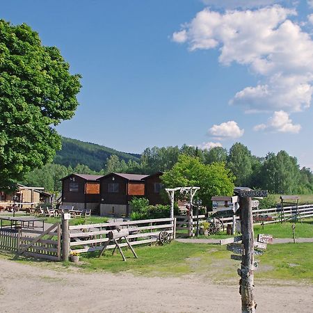 Sun Dance Ranch Panzió Ekshärad Kültér fotó