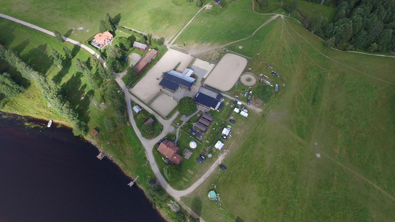 Sun Dance Ranch Panzió Ekshärad Kültér fotó